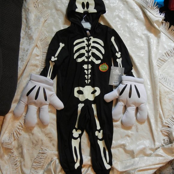 Disney Store Glow in the Dark Mickey mouse Costume size 3 NEW gloves - Picture 1 of 4